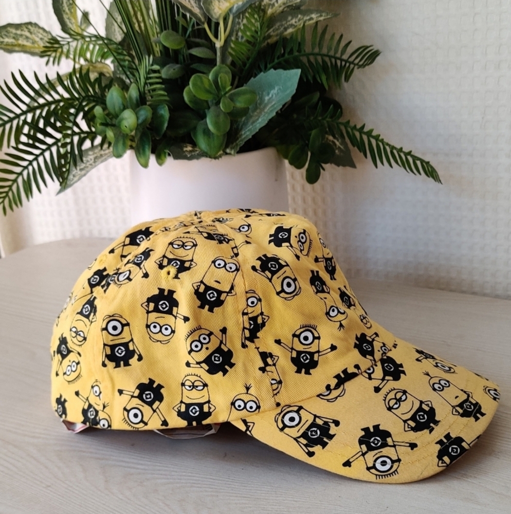 💰Despicable Me Minion Allover Print Kids Yellow Cap